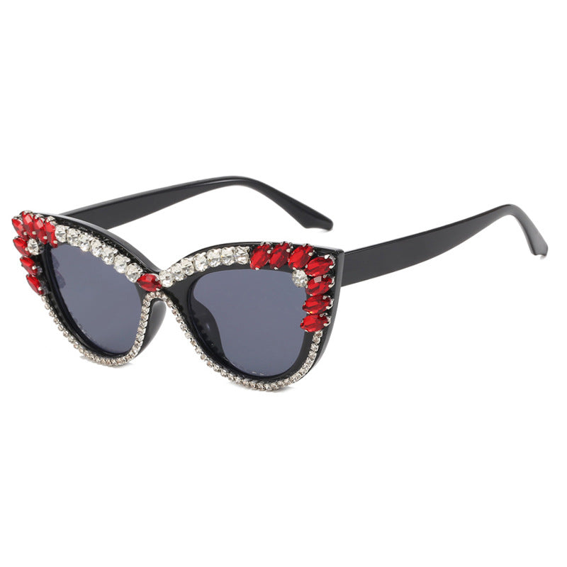 Damen extravagante Cat-Eye Sonnenbrille mit funkelndem Strassbesatz Brehn