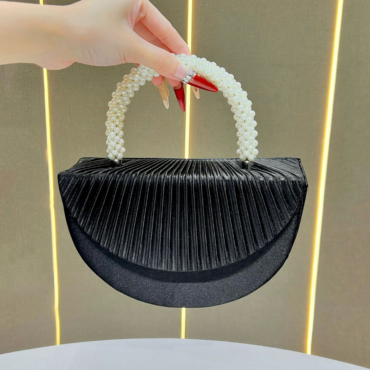 Falten Satin Clutch Handtasche