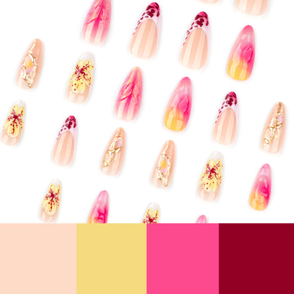 Kunstvolle Nagelverlängerungen mit Blüten- und Ombre-Design Brehn