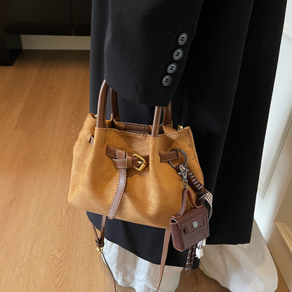 Elegante Wildleder Handtasche Brehn