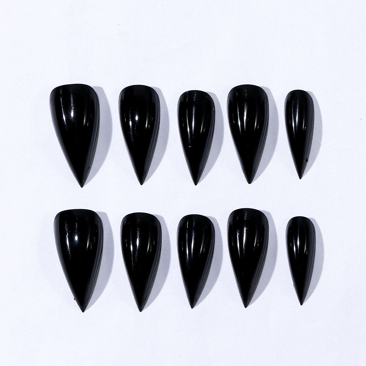 Sleek Stiletto Nagelvergrößerungen Brehn