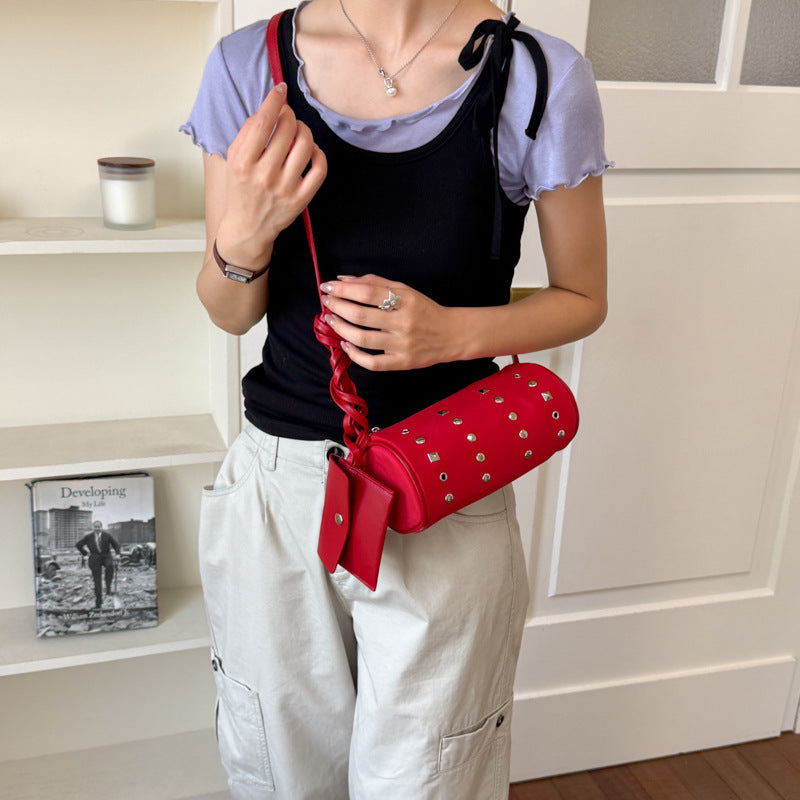 Nieten Crossbody Tasche