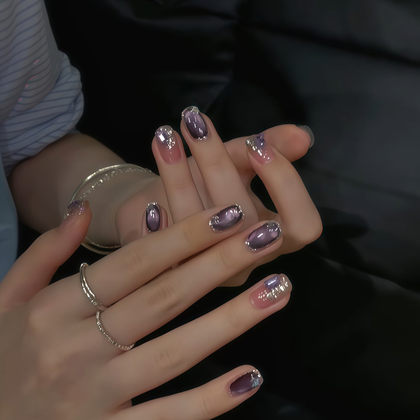 Glamouröse Nagelspitzen mit Ombre-Effekt und Glitzer Brehn