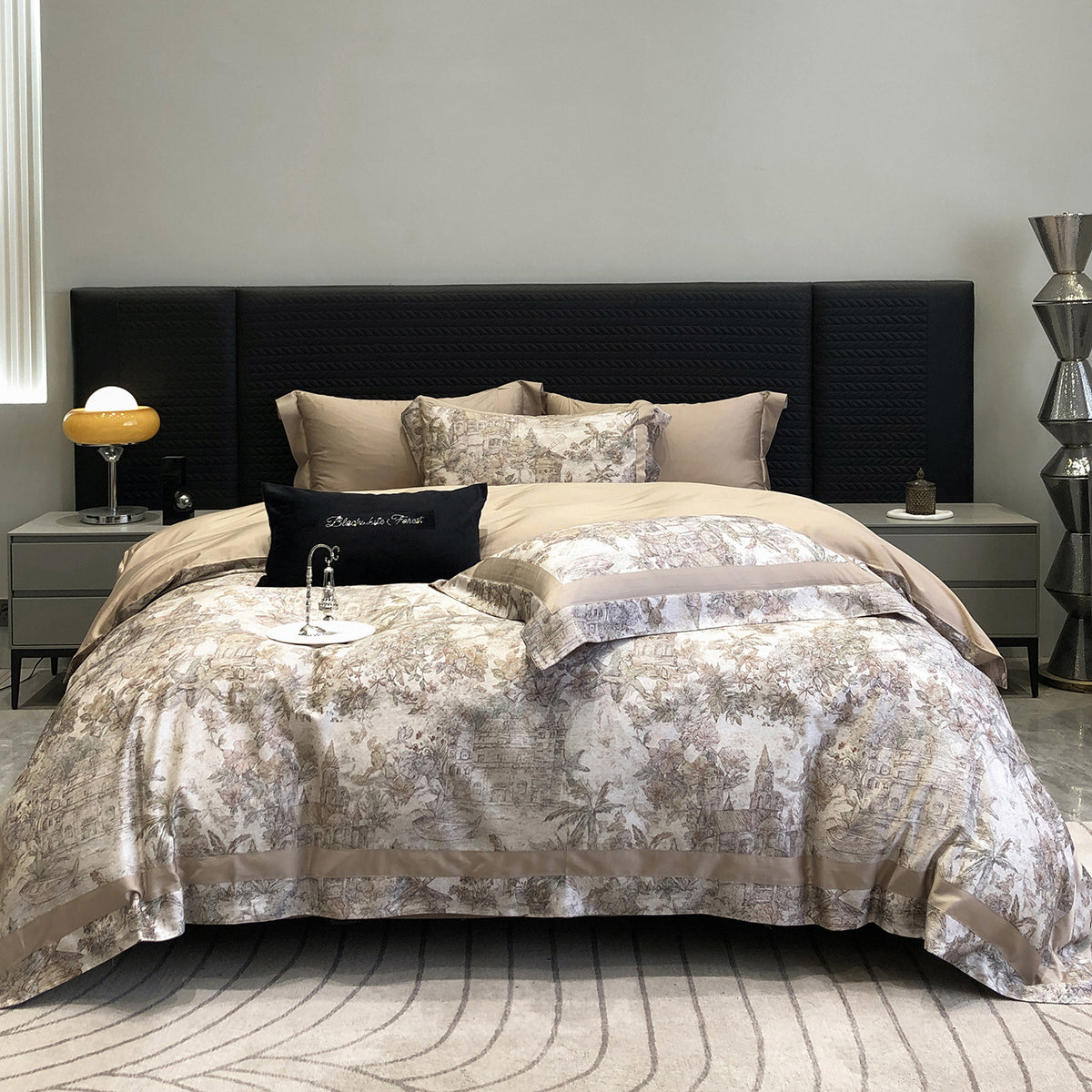 Luxuriöses Baumwollsatin-Bettwäsche-Set mit Tier-Toile-Motiv und Satinkante