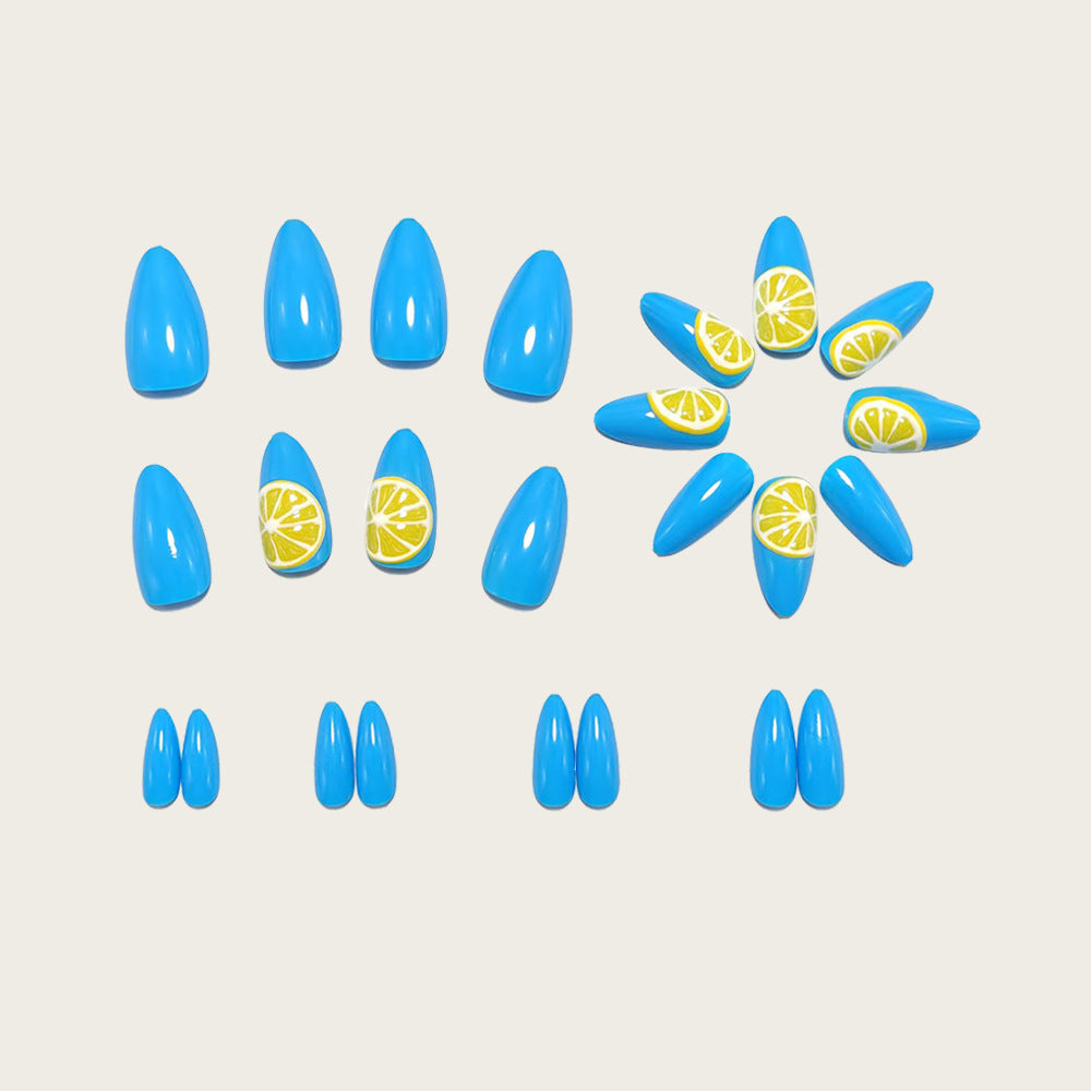 Kunstvolle Nagelverzierung Brehn