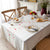 Bestickte Tischdecke