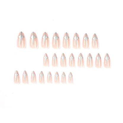 Kunstvolle Stiletto-Nägel mit Silber-Akzenten Brehn