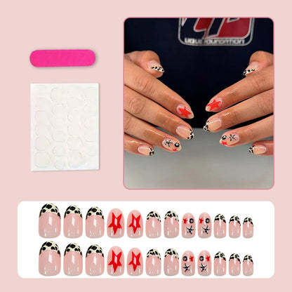 Kunstnagelset mit verspielten Tier- und Sternedesigns Brehn