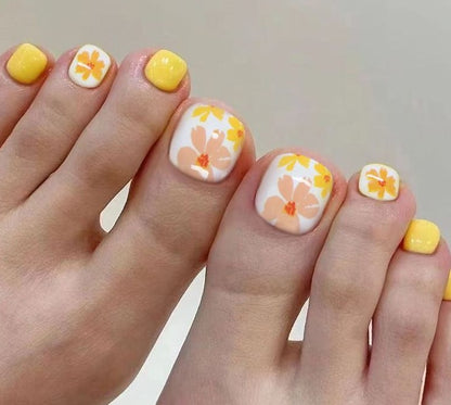 Florales Nageldesign Verbesserungen Brehn