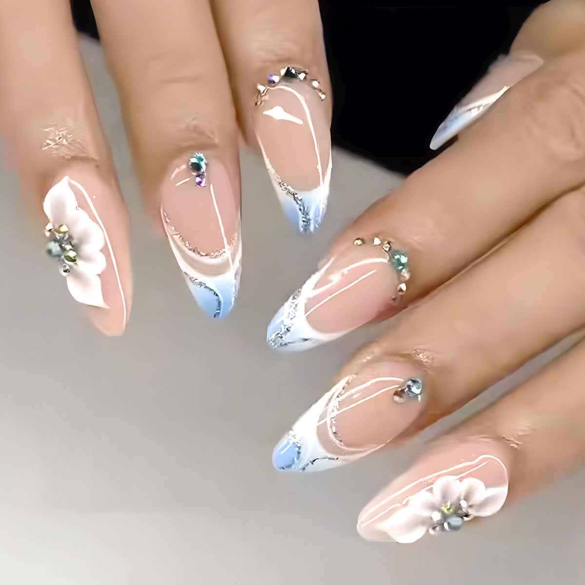 Stylische Blumen Traum Press-On Nägel Brehn
