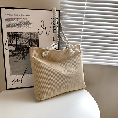 Texturierte Kordelzug-Tasche