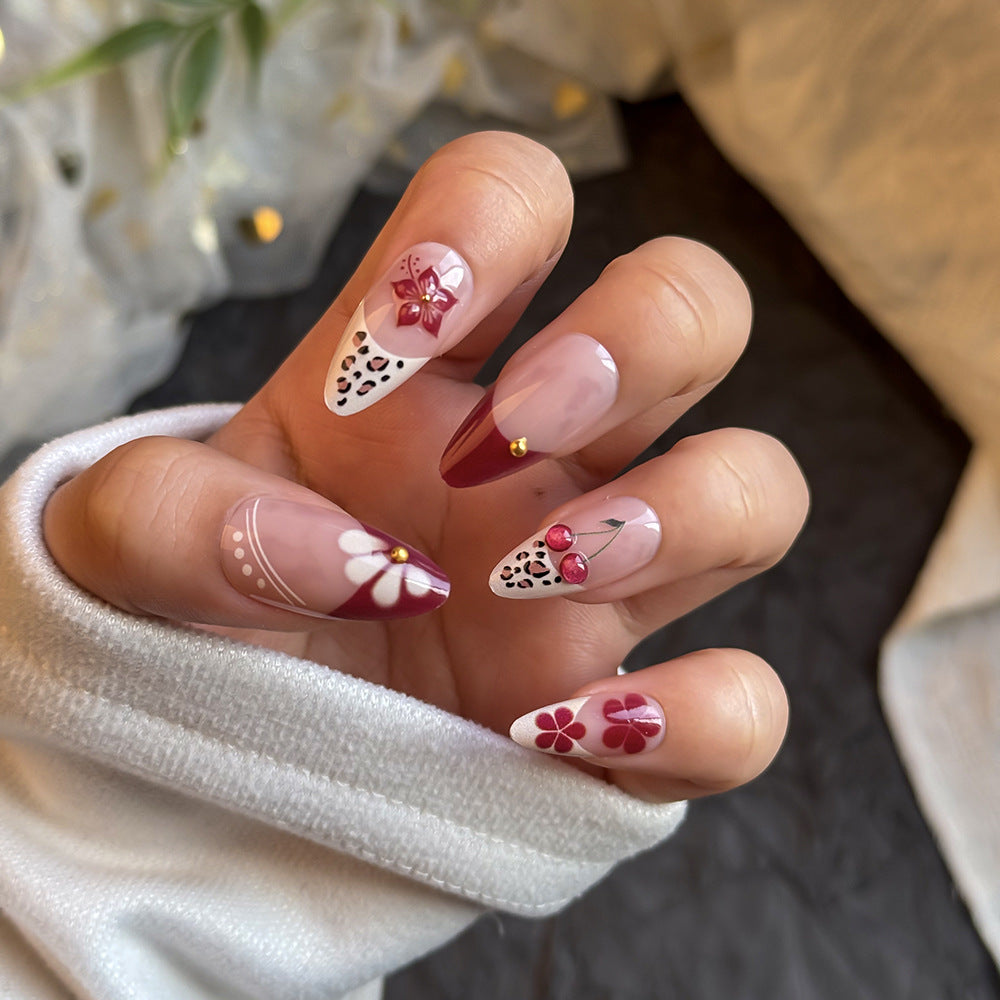Elegante dekorative Press-On-Nagelkollektion Brehn