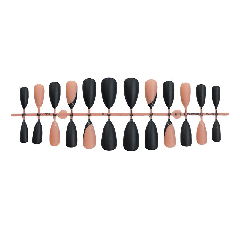 Elegantes Press-On Nagelset mit Matt- und Glanz-Finish Brehn