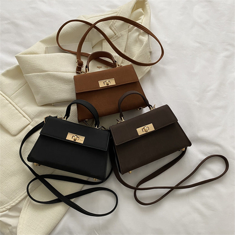 Strukturierte Handtasche