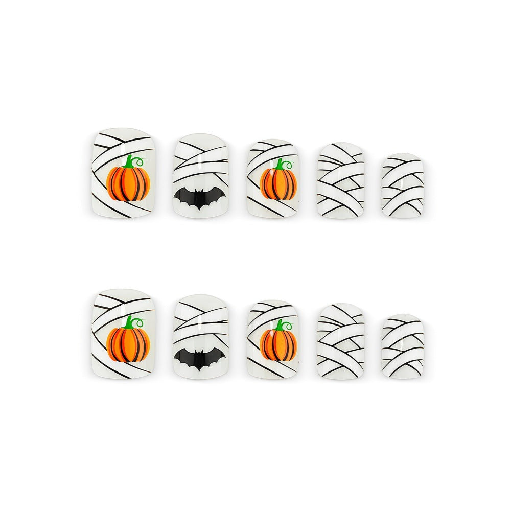 Halloween Kunstnägel mit Gruseligem Designs Brehn