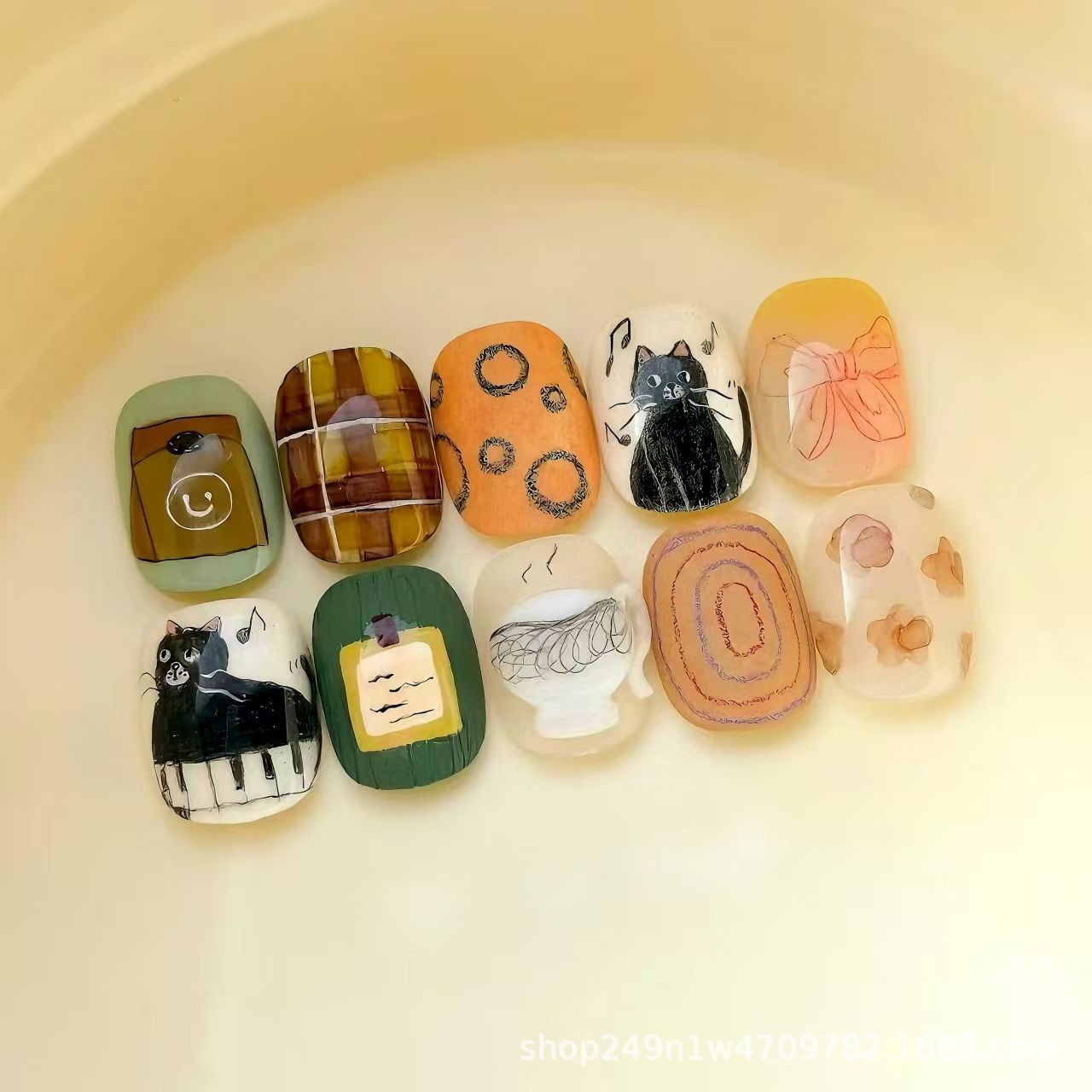 Verspieltes Künstlerisches Nagelkunst Design Set Brehn