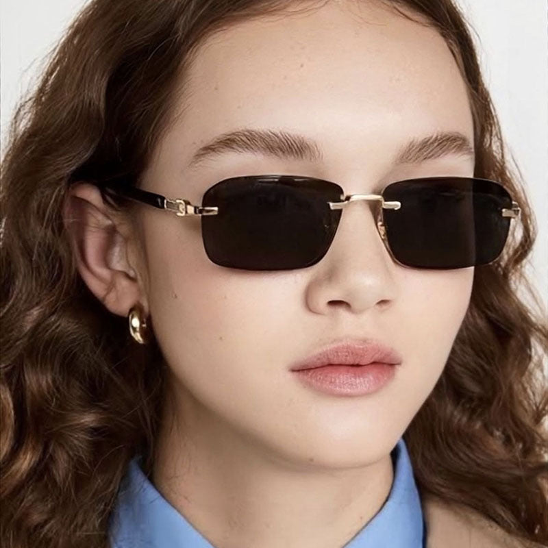 Damen Sonnenbrille mit elegantem Metallrahmen und stilvollen Holzdetails Brehn