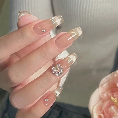 Luxuriöse mit Strass verzierte Press-On-Nägel