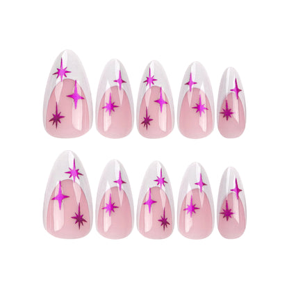 Kunstvolle Stiletto-Nägel mit modernem Design und Glitzerdetails Brehn