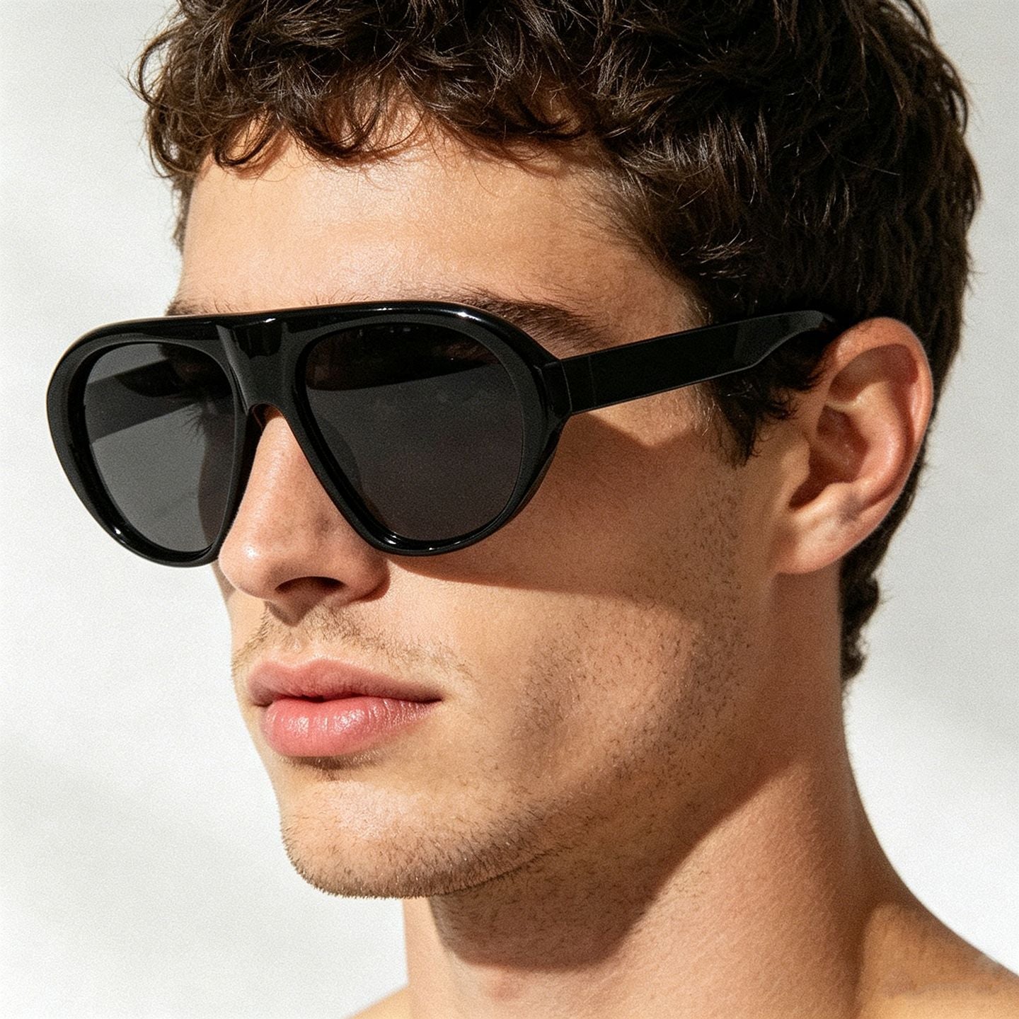 Damen modische Brille mit großem Rahmen und stylischem Design Brehn