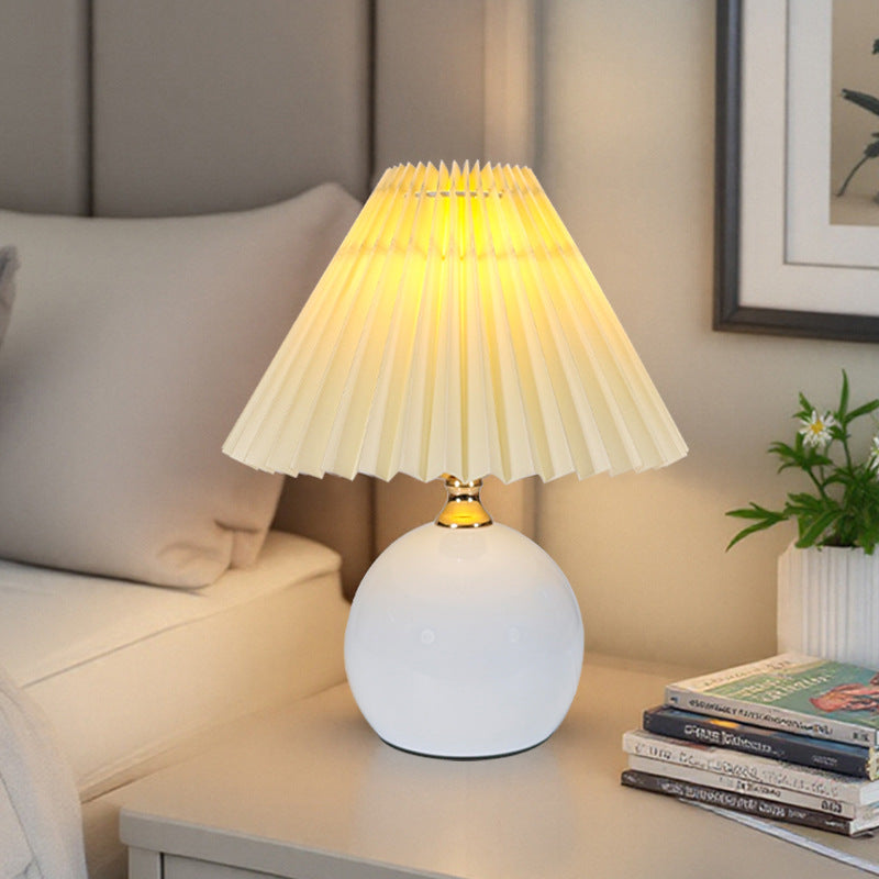 Stylische dekorative Tischlampe