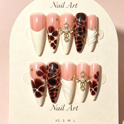 Künstlerisches Nagelschmuckset