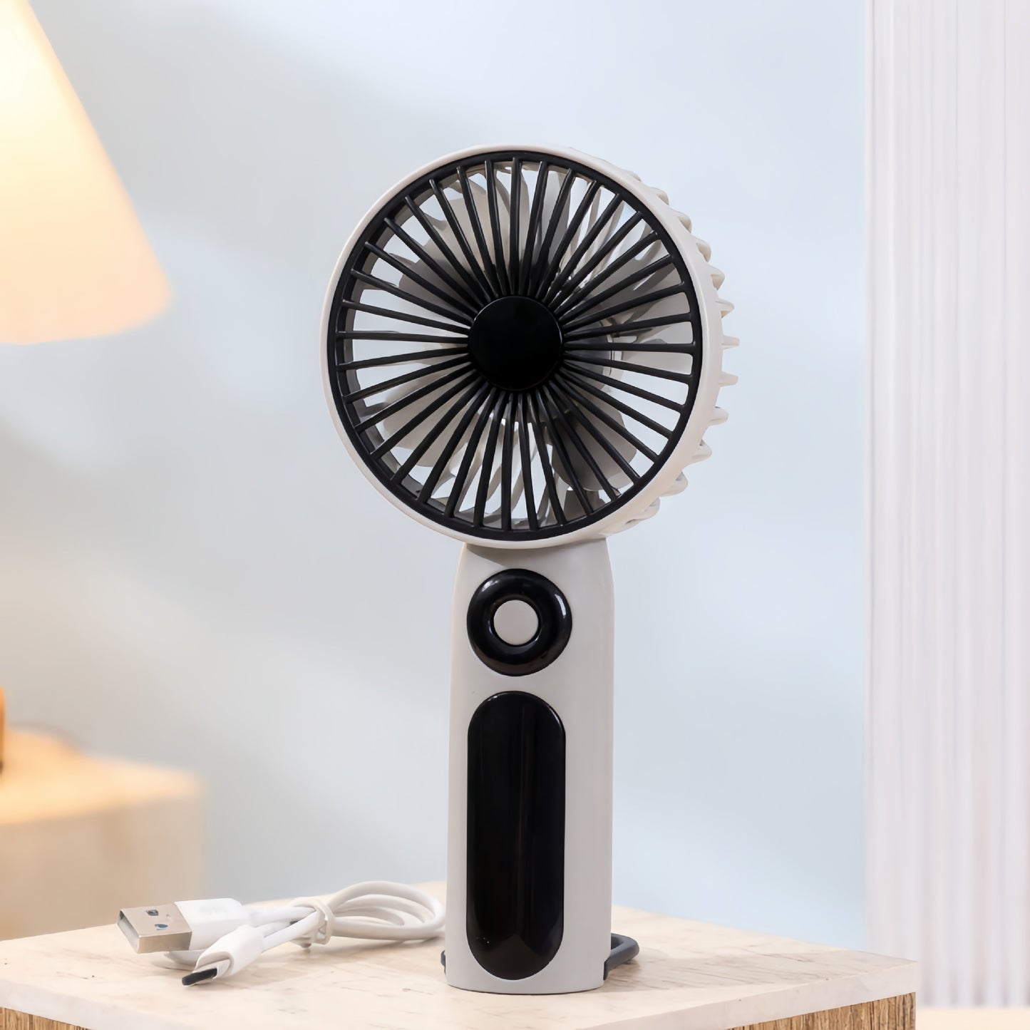 Damen Tragbarer Handventilator mit USB-Anschluss Brehn