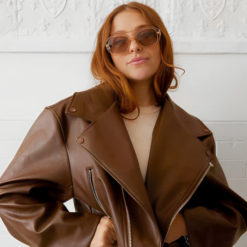 Damen Modische Sonnenbrille im zeitgenössischen Design Brehn