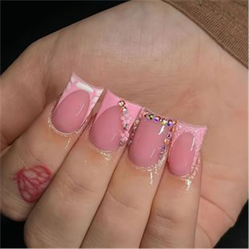 Künstlerisches Press-On-Nagelset mit Premium-Verzierungen Brehn