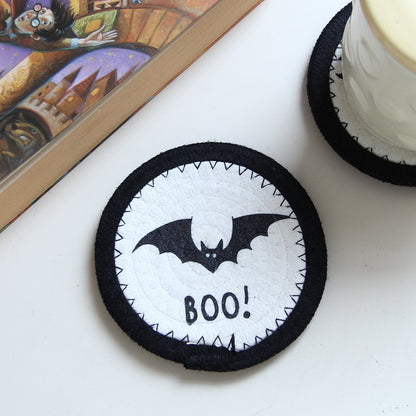 Runde Filz- und Baumwoll-Untersetzer mit gesticktem Halloween-Spukhausmotiv