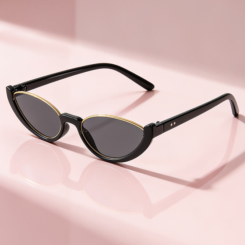 Retro-inspirierte klare Rahmen Cat Eye Sonnenbrille Brehn