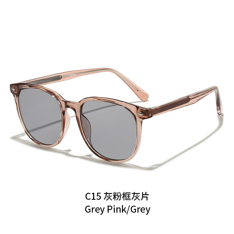 Damen modische Sonnenbrille im eleganten Formdesign Brehn