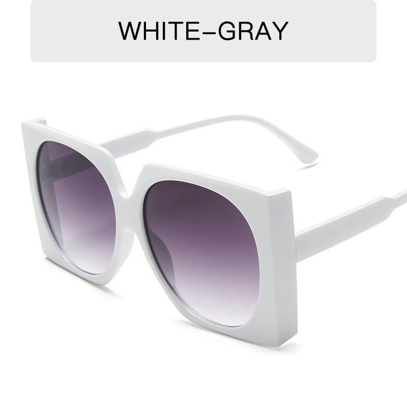 Damen Oversized Sonnenbrille im eleganten Rahmen Brehn