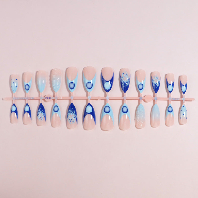 DIY Künstlerischer Press-On Nail Set Brehn