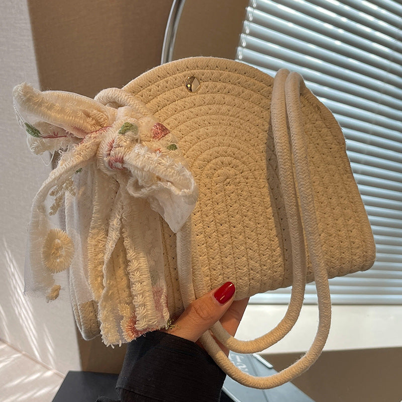 Handgefertigte Strohtasche