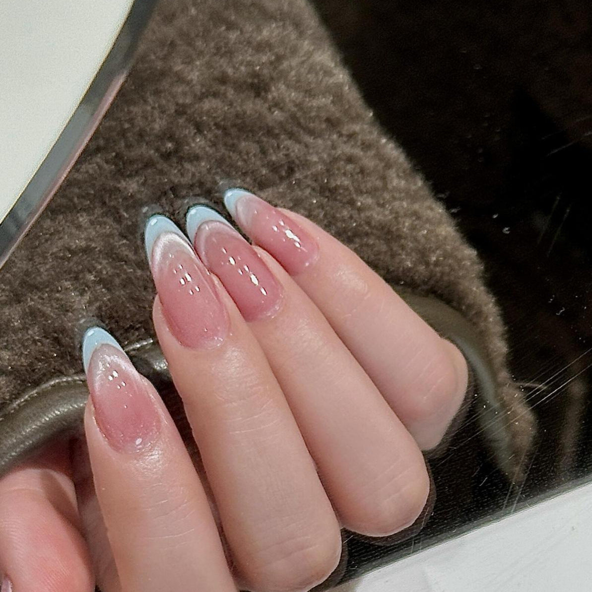 Kunstnägel mit Elegantem Spitzen-Design Brehn