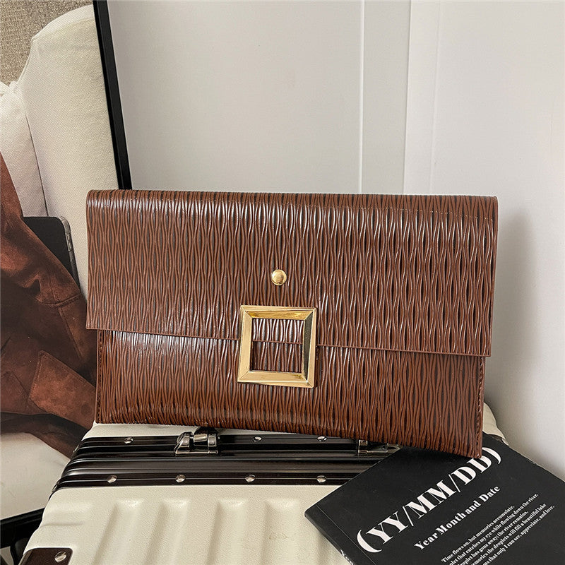 WoElegant Texturierte Abend Clutch Brehn