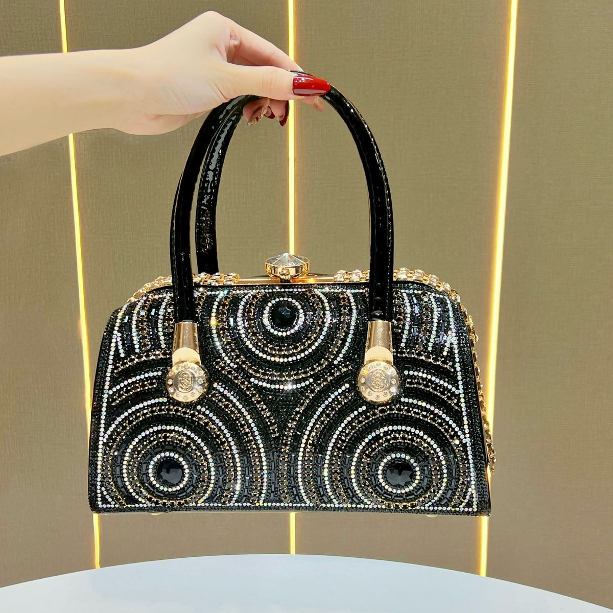 Luxuriöse Perlenabende-Handtasche
