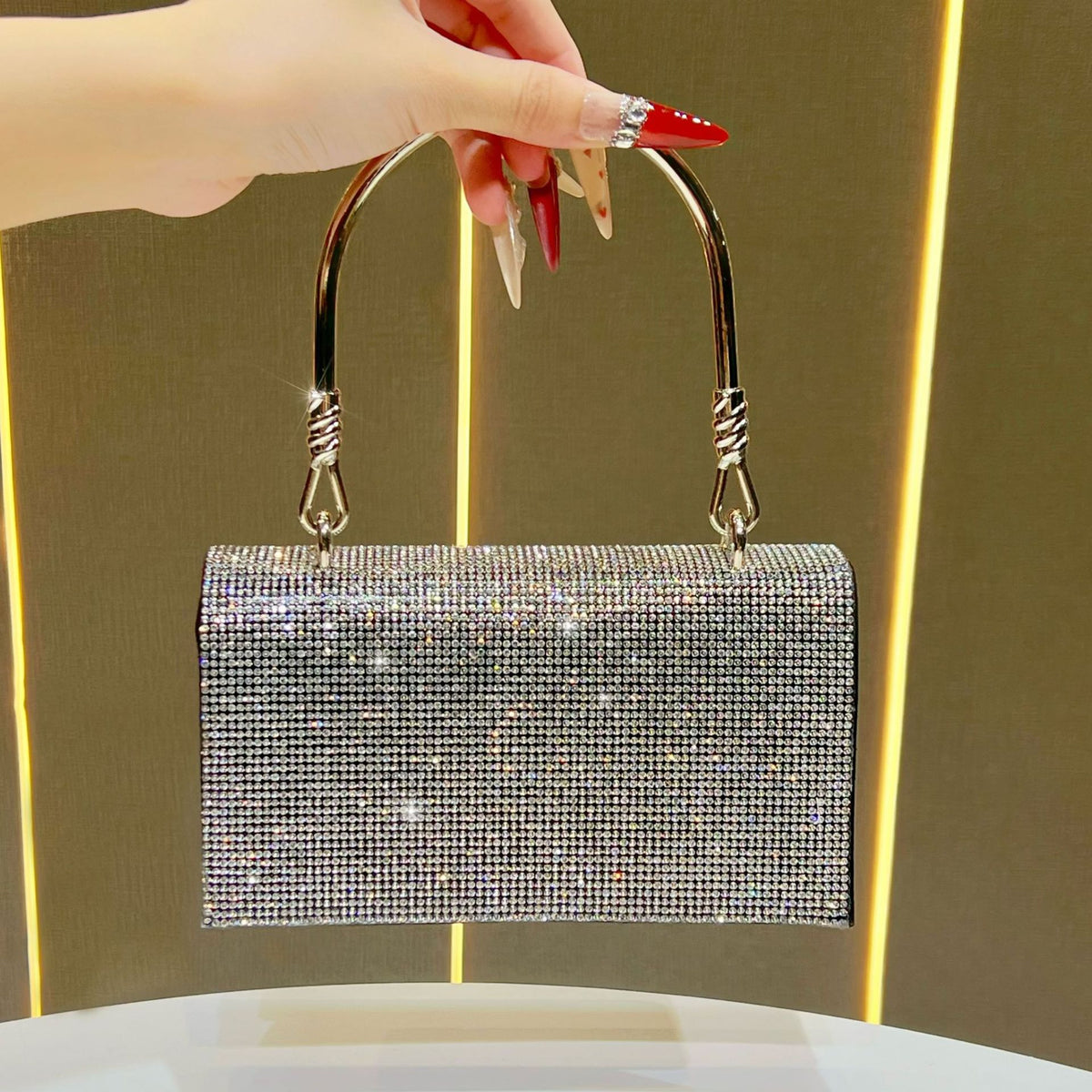 Glamouröse Strass Abendtasche