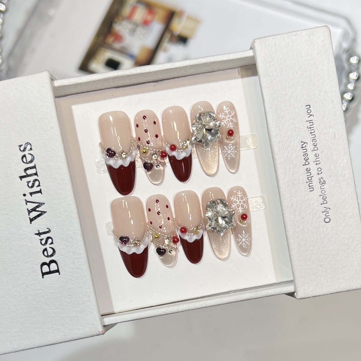 Festliches Nagelkunst-Set zum Aufkleben Brehn