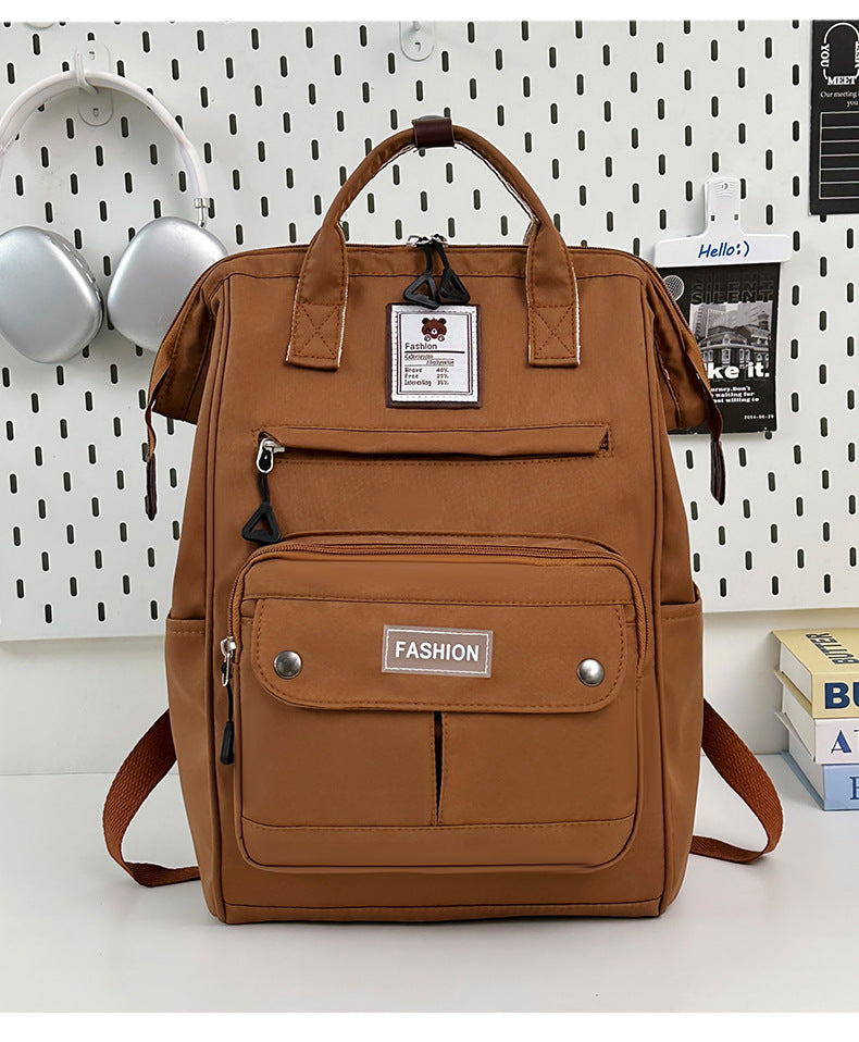 Multifunktionaler Rucksack mit Stilvollem Design und Praktischen Fächern Brehn