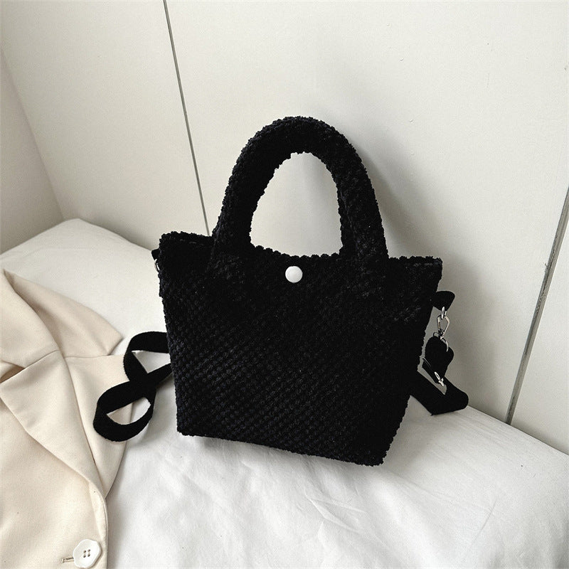 Stylische weiche Stoffhandtasche