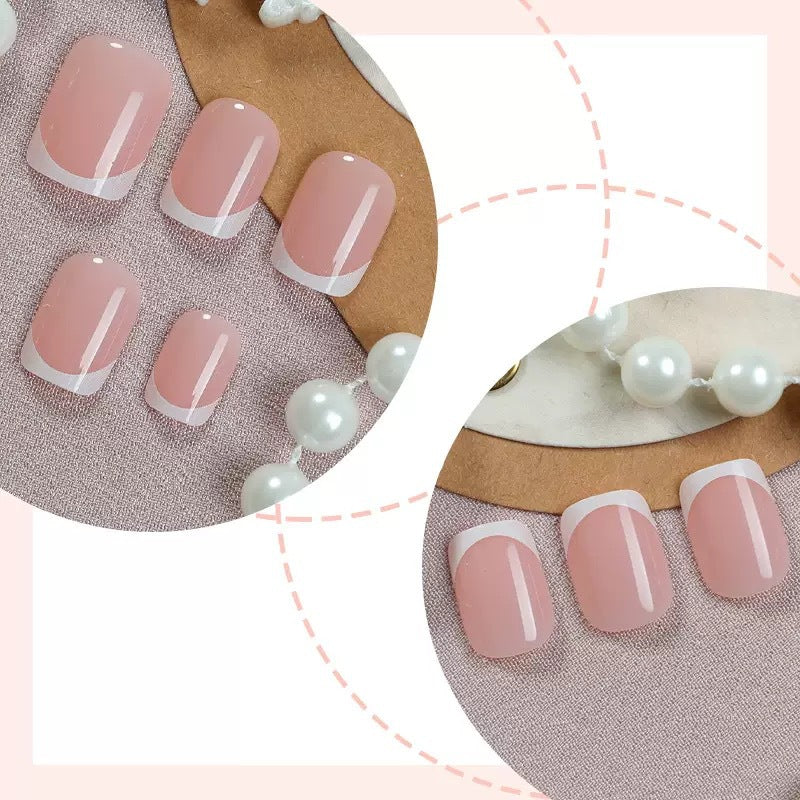 Kunstnagelset mit elegantem Franse-Design Brehn