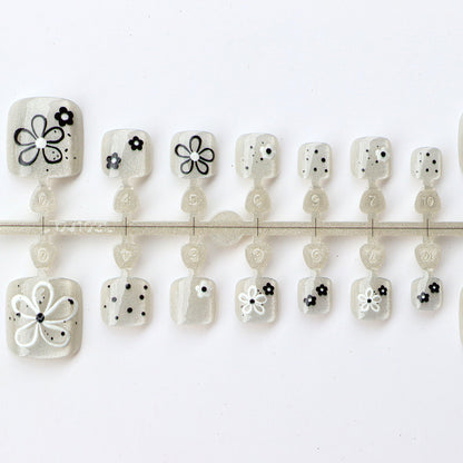 Elegante Blumen Design Press-On Nägel  1791724334