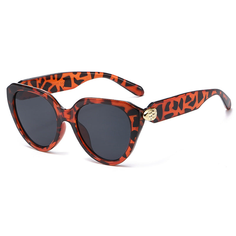 Damen Cat-Eye Sonnenbrille mit goldenen Akzenten und schützendem UV-Filter Brehn