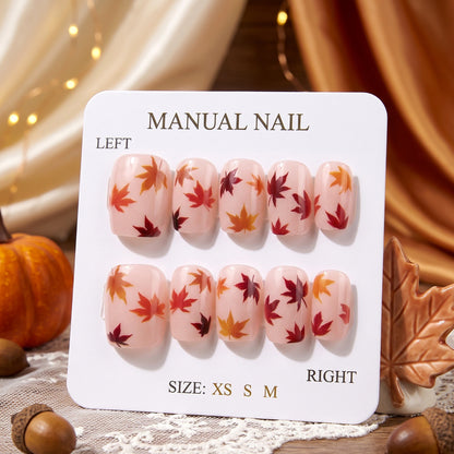 Manueller Press-On Nagelkunstset mit Herbstblattdesigns