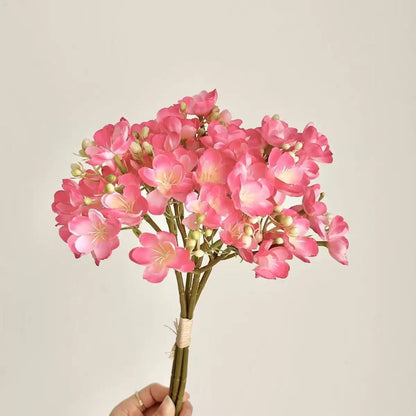 Dekorative Blumenarrangements