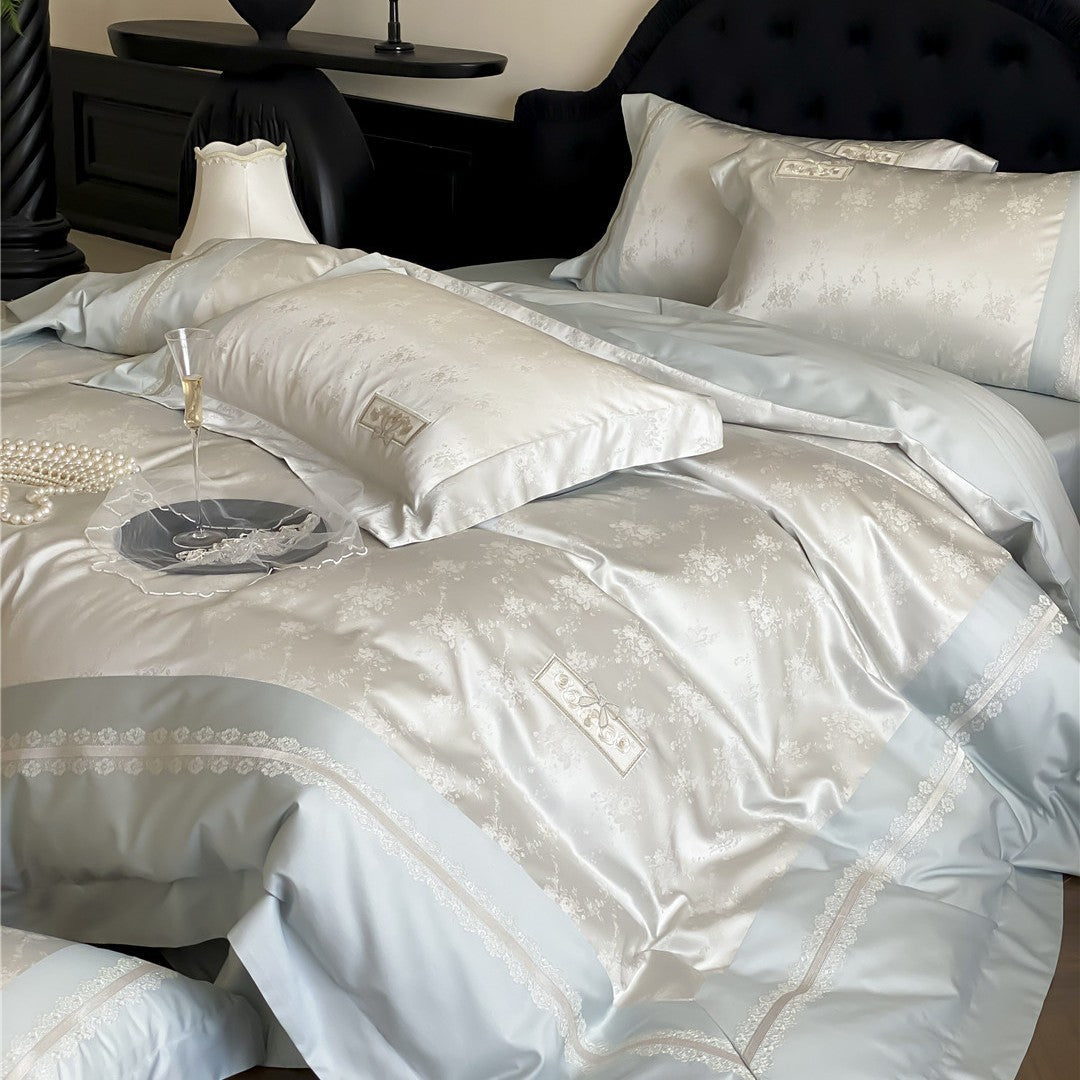 Luxuriöses Satin-Jacquard Blüten-Bettwäsche-Set mit bestickten Kopfkissenbezügen
