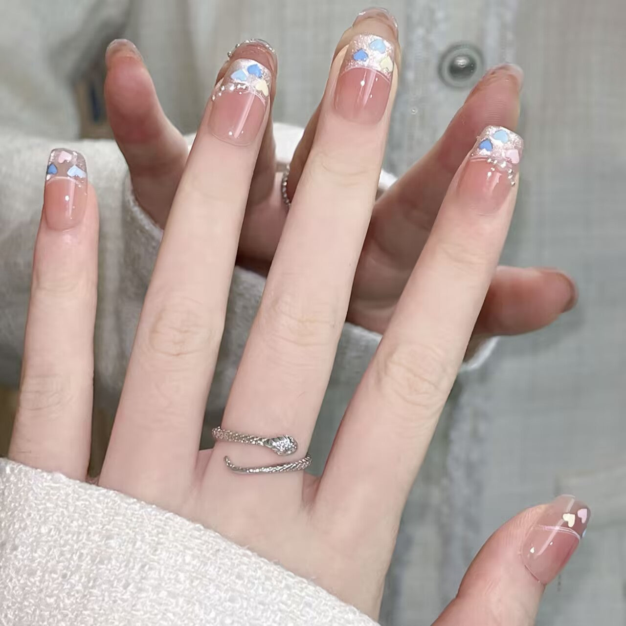 Künstlerisches Floral Press-On Nagelset Brehn