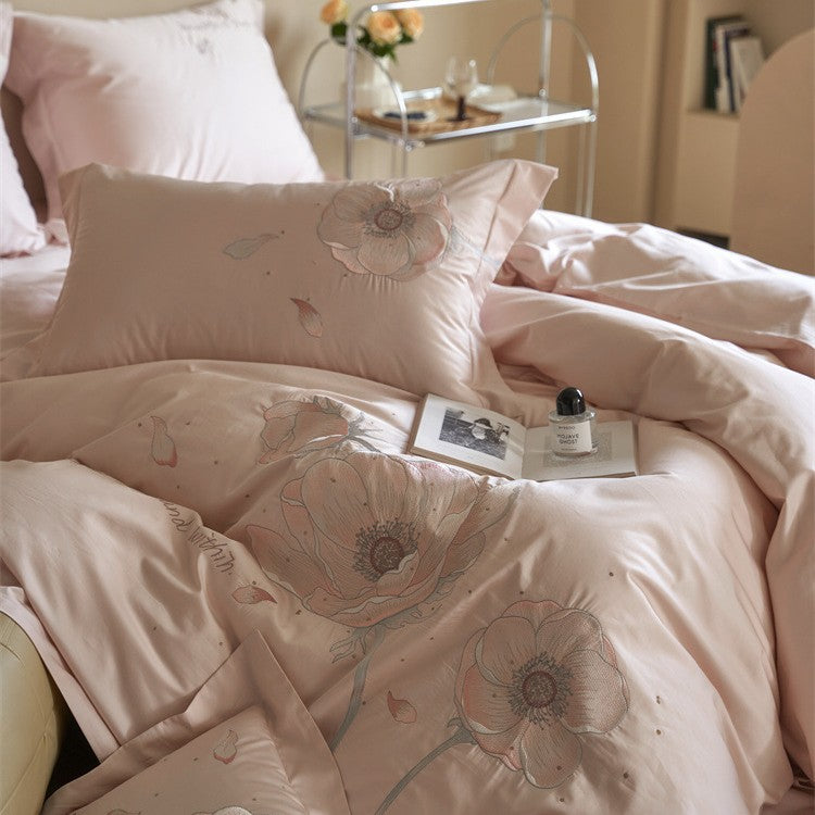 Satin-Bettwäsche-Garnitur mit floraler Relief-Stickerei und samtigem Glanz Brehn